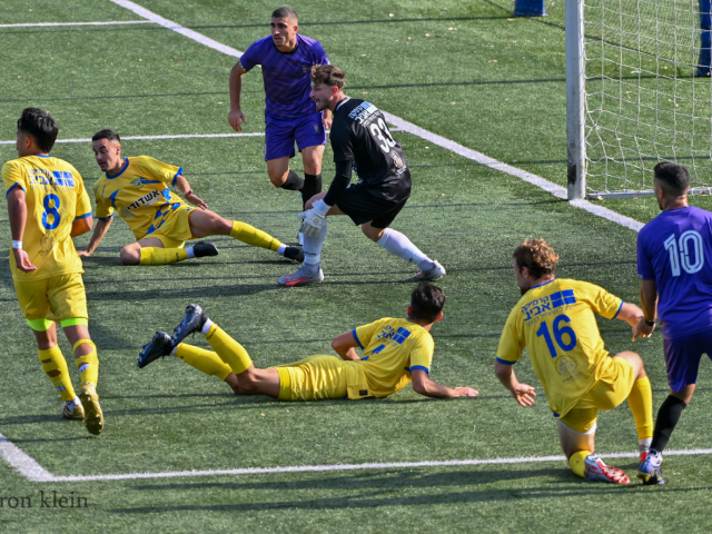 יפסידו במודיעין? שחקני עירוני אשדוד (ירון קליין)